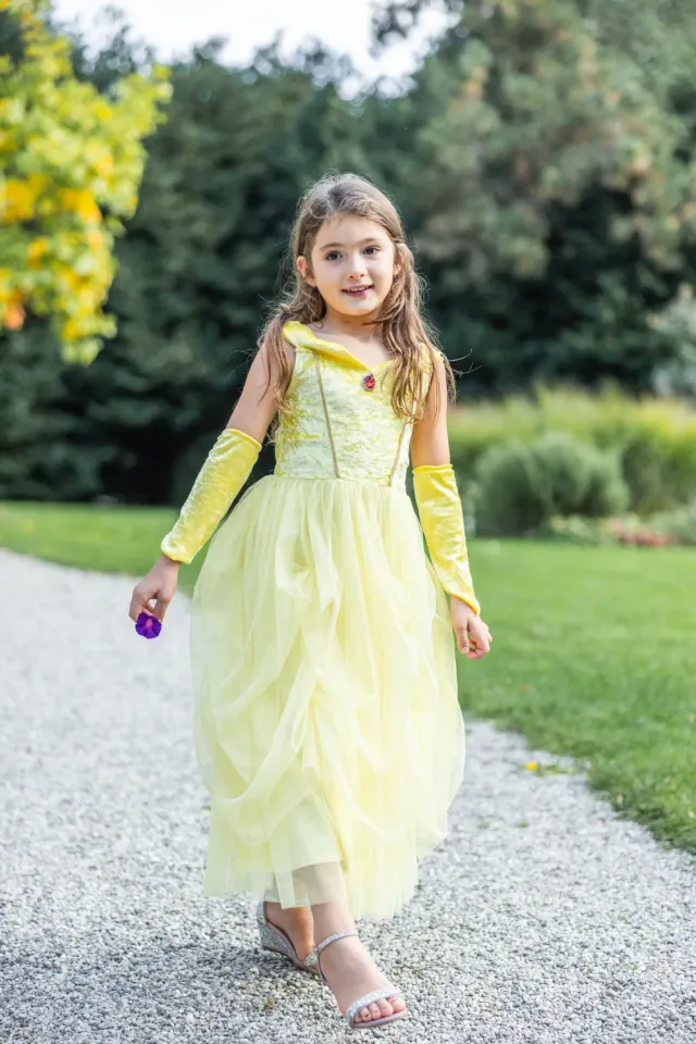 Great Pretenders Velvety Soft Yellow abito principessa giallo con scaldabraccia