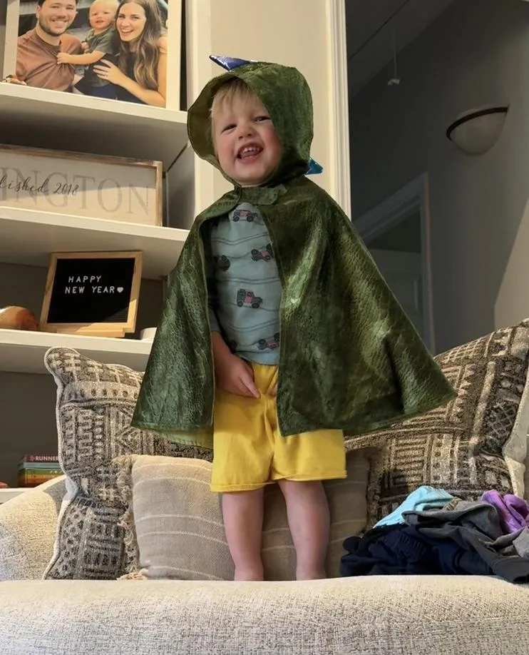 Great Pretenders Baby Dragon mantello drago verde con cappuccio
