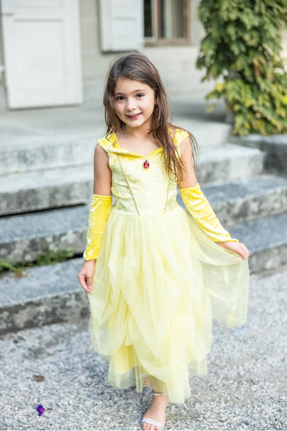 Great Pretenders Velvety Soft Yellow abito principessa giallo con scaldabraccia