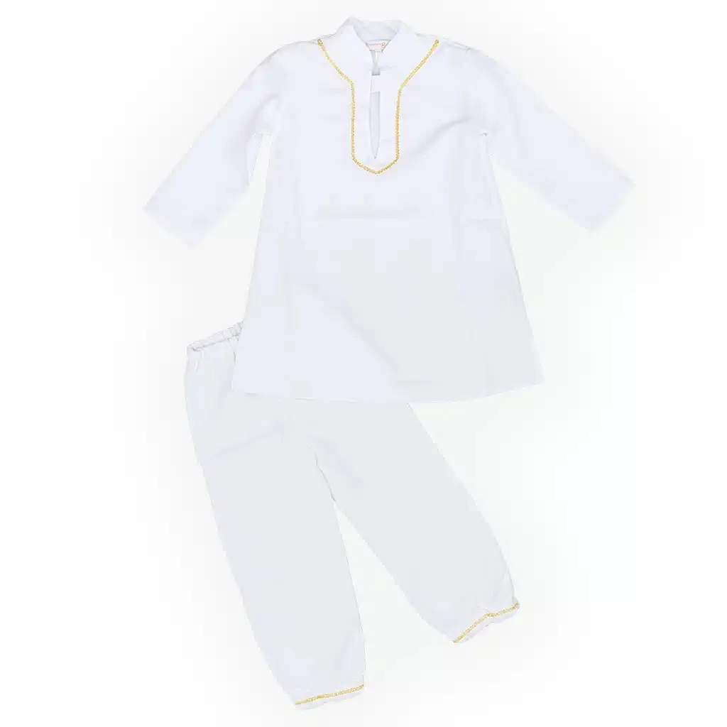 Pretend to Bee Kurta Education costume indiano riciclato