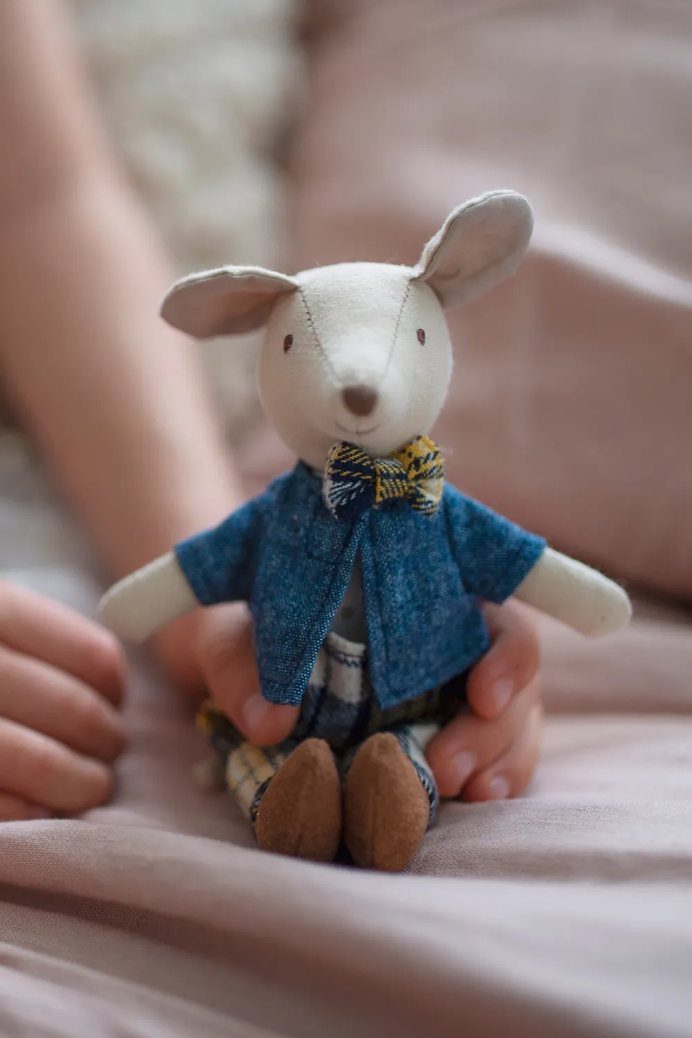 Great Pretenders Archie the Mouse mini bambola 6,5 pollici