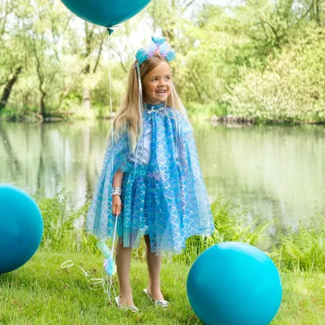 Souza! Marlya costume sirena azzurro mantello corona bacchetta