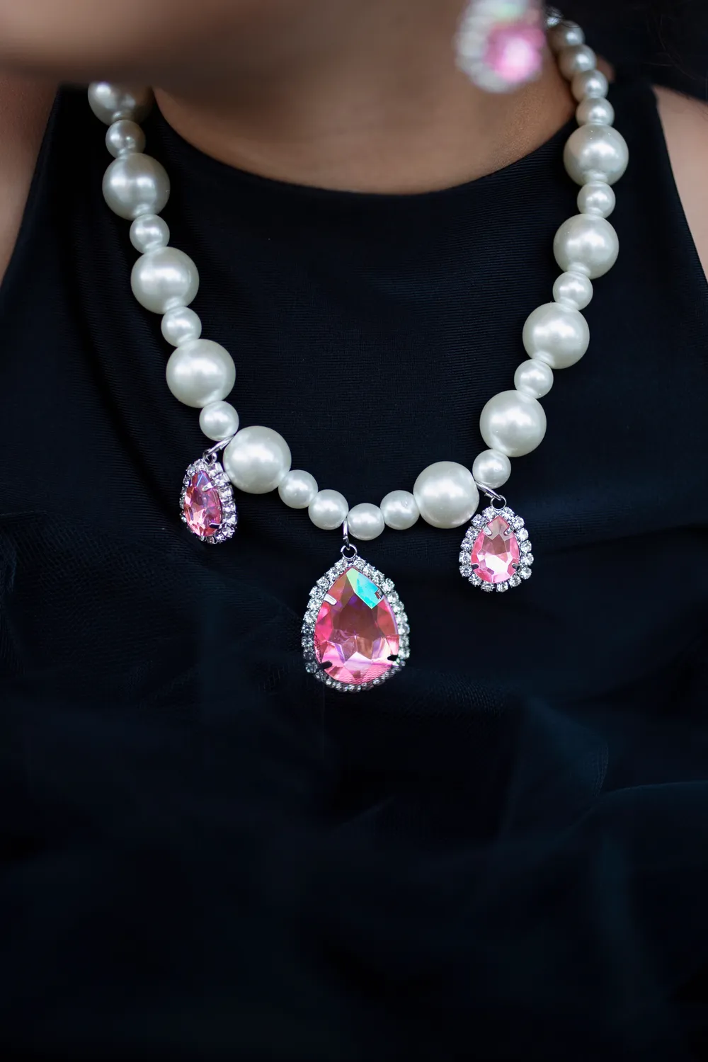 Great Pretenders The Coco set gioielli 4 pezzi perle rosa