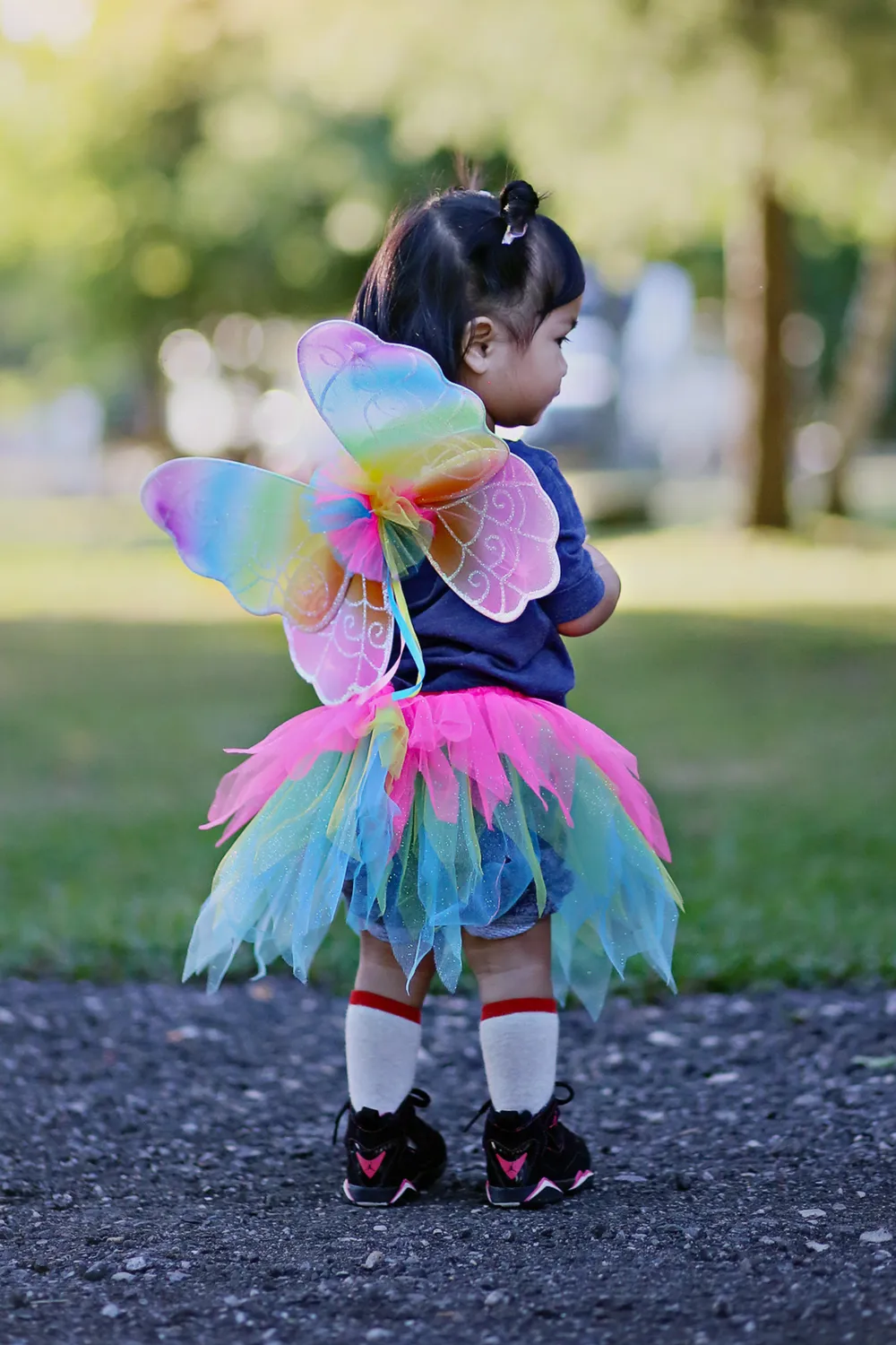 Great Pretenders Neon Rainbow gonna tutu con ali e bacchetta 5-6 anni